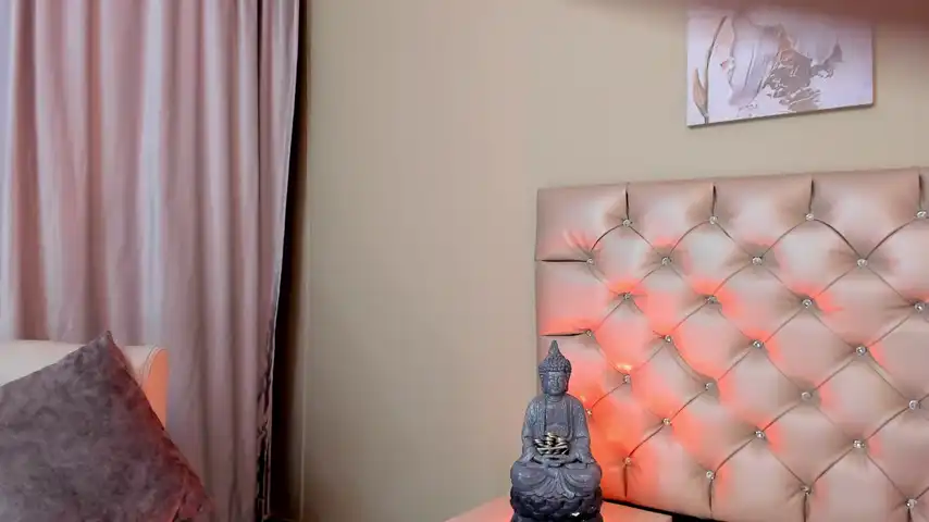 Sophiia_Grey_1 Stripchat - Live Video Recording - 2025 05-05 04:30:16