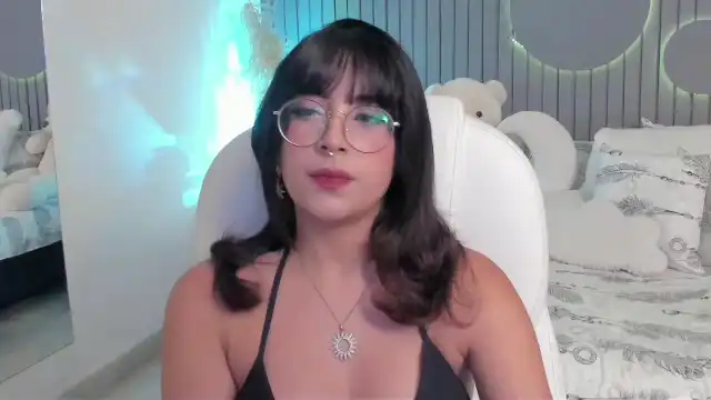 Stassie-Hoff Flirt4Free - Live Video Recording - 2025 02-04 05:43:15