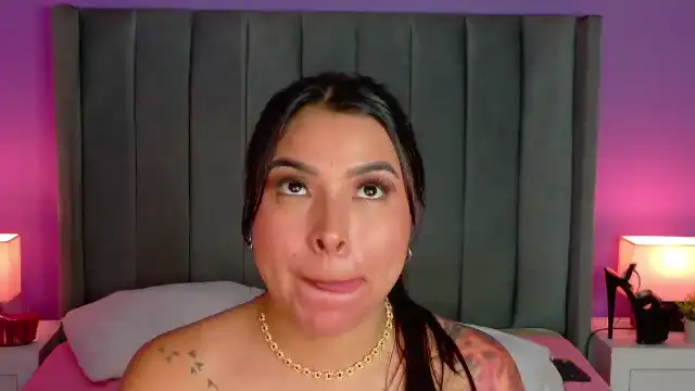 Stefania-Garcia Flirt4Free - Hot Show Video - 2025 05-05 20:17:13
