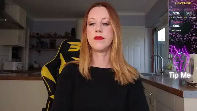 Stripmequick Myfreecams - Record Video - 2025 02-10 03:55:44