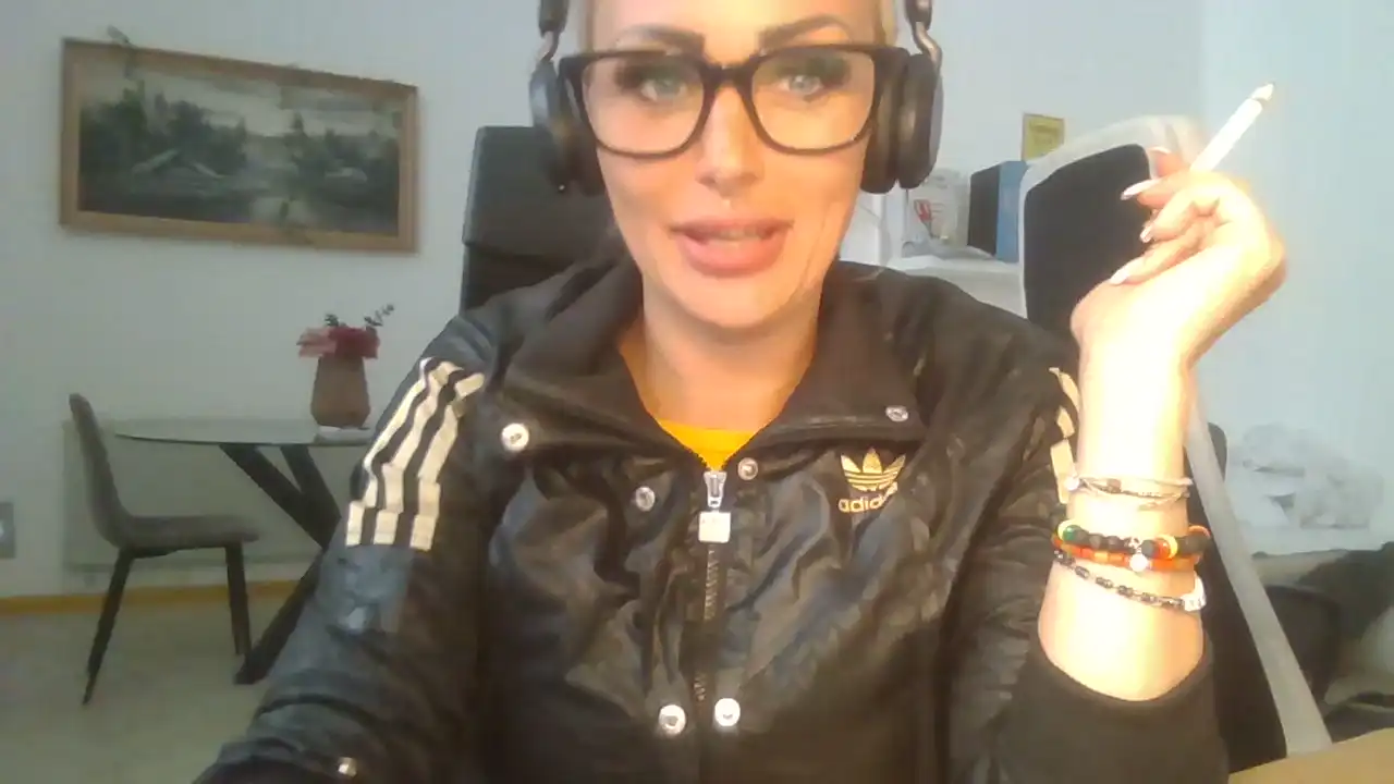 Swedishassfun Cam4 - Free Video - 2025 04-11 06:39:51