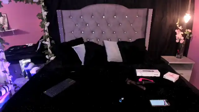 Tiffany-Sander Flirt4Free - Live Video Recording - 2025 05-03 19:29:43