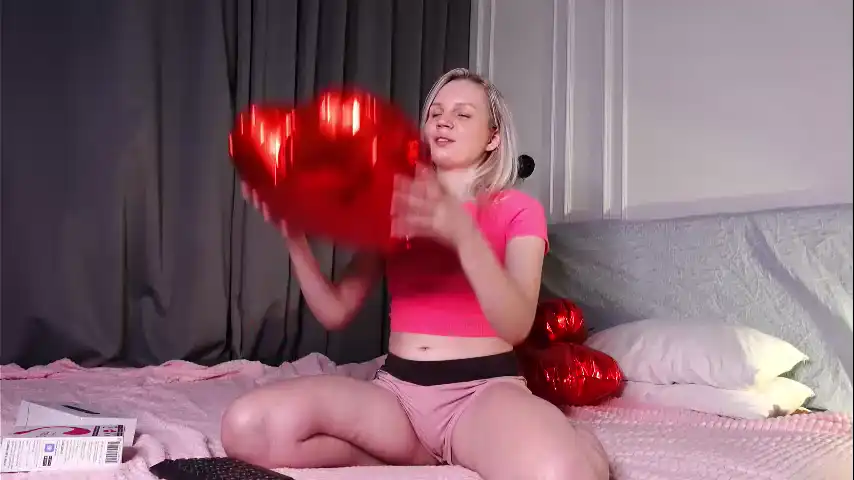 Tinasiner Chaturbate - Live Video Recording - 2025 05-03 00:58:33