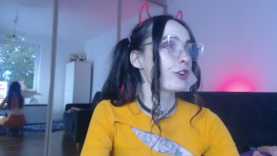 Toweliiegirl420 Showup - Record Video - 2025 04-06 22:24:17