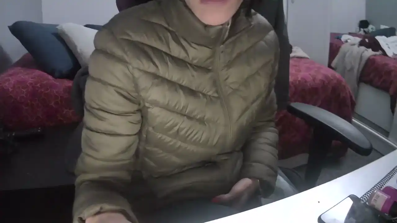 Vampirosa89 Amateur.tv - Live Video Recording - 2025 01-17 08:09:15