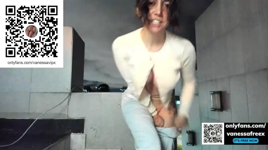 Vanandjuani Chaturbate - Record Video - 2025 01-07 09:26:18
