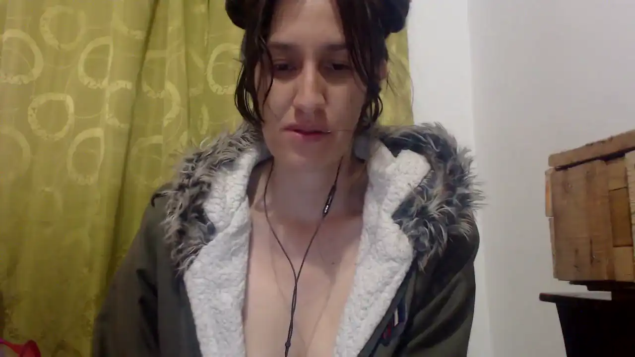 Vanesa_Col Amateur.tv - Hot Show Video - 2025 05-08 08:12:34