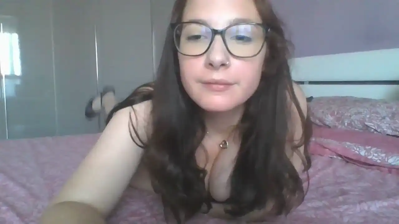 Vanillafoxy Cam4 - Live Video Recording - 2025 03-03 25:47:39