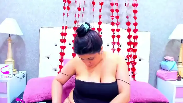 Vannesa-Jhones Flirt4Free - Live Video Recording - 2025 03-10 21:12:26