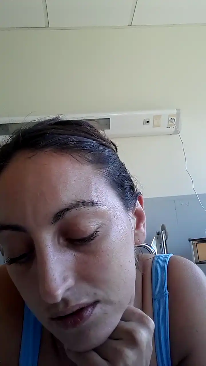 Veronique_Sexy Cam4 - Hot Show Video - 2025 02-10 08:15:03
