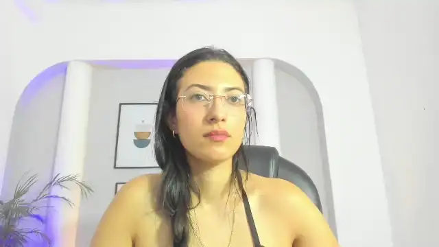 Victoria-Floress Flirt4Free - Free Video - 2025 01-09 21:07:05