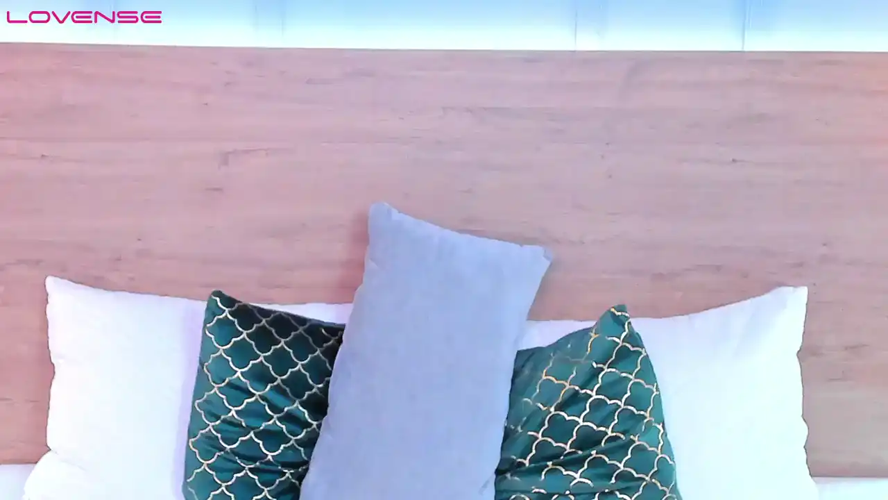 Victoria-Romano Flirt4Free - Record Video - 2025 05-01 22:51:31