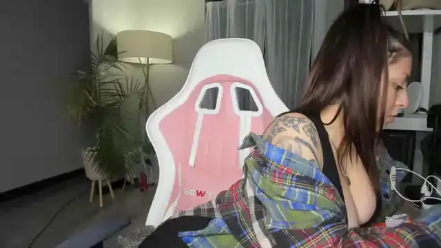 Victoria_ Myfreecams - Free Video - 2025 03-01 03:17:54