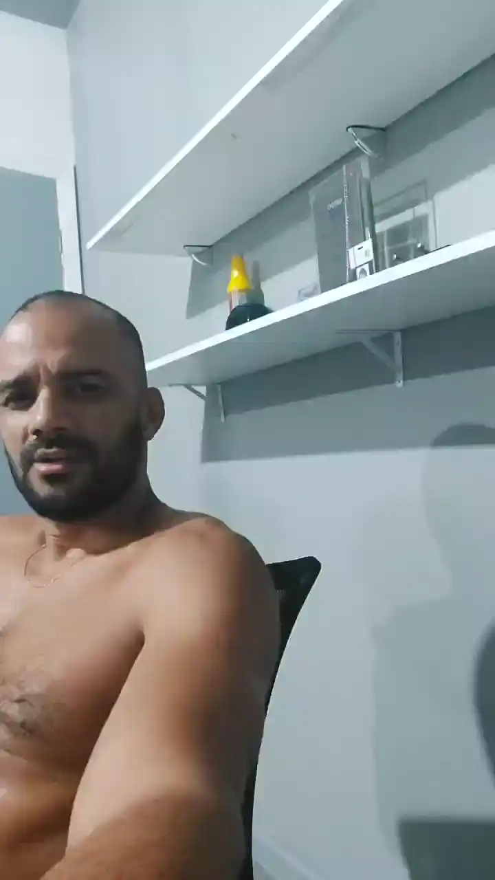 Will_Safadinho Cam4 - Free Video - 2025 02-07 00:41:06